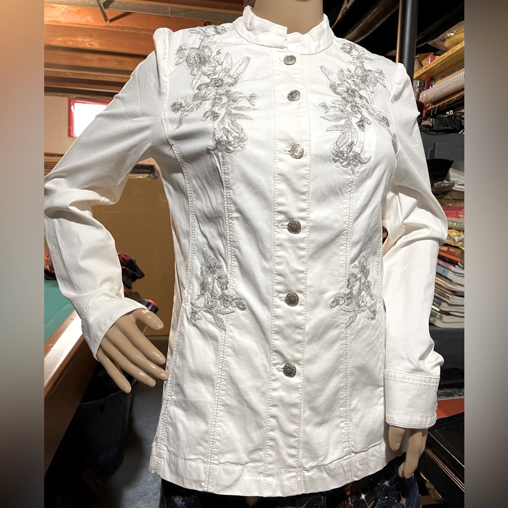 White House Black Market White Jean Jacket with Silver Flower Embroidery Size S